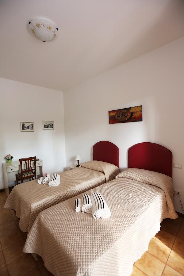 Ostra... Che Bello Bed & Breakfast Exterior photo
